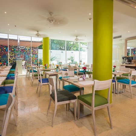 ホテル Bh Barranquilla バランキージャ エクステリア 写真