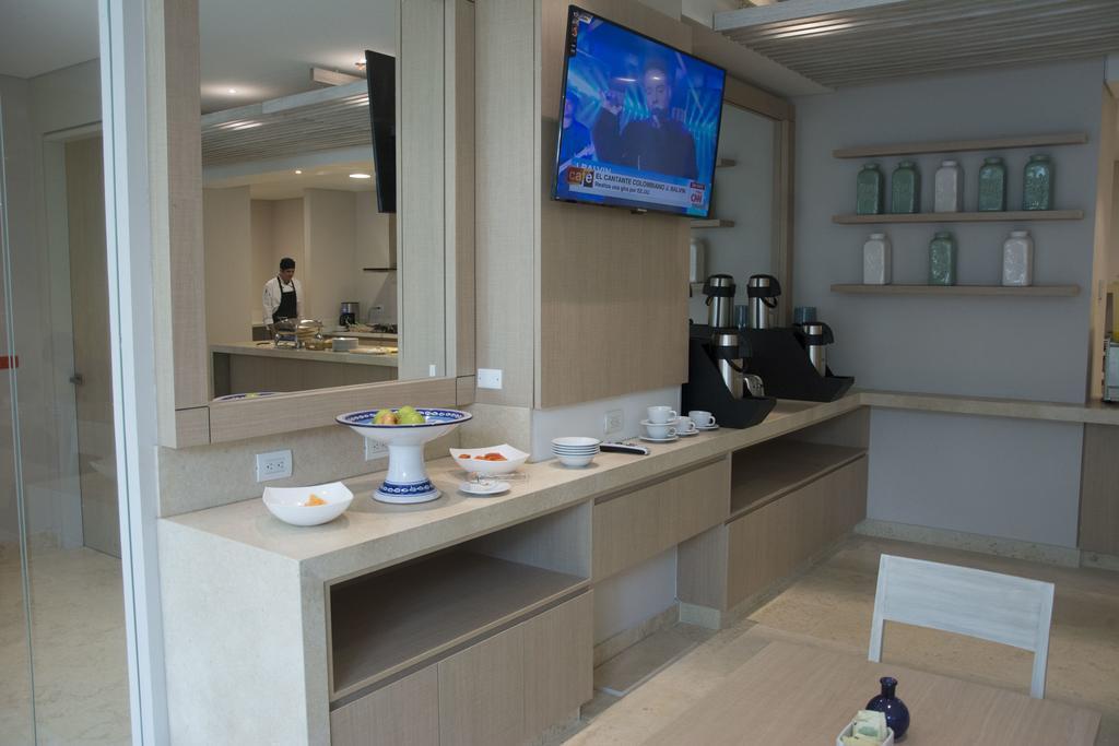 ホテル Bh Barranquilla バランキージャ エクステリア 写真