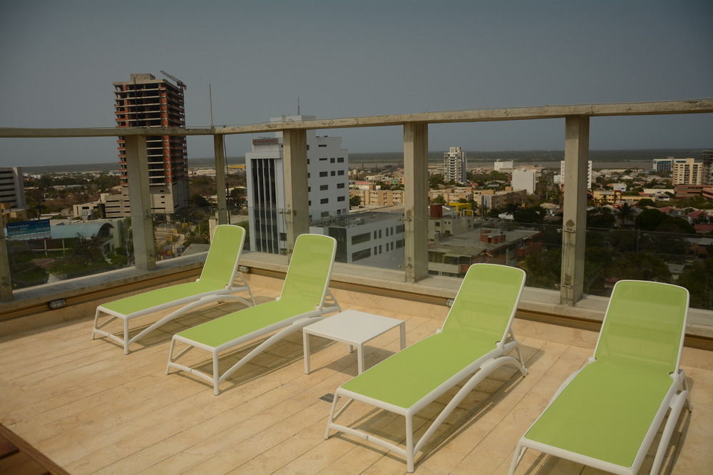 ホテル Bh Barranquilla バランキージャ エクステリア 写真